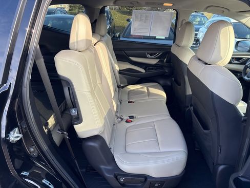 Used 2023 Subaru Ascent Limited image 10