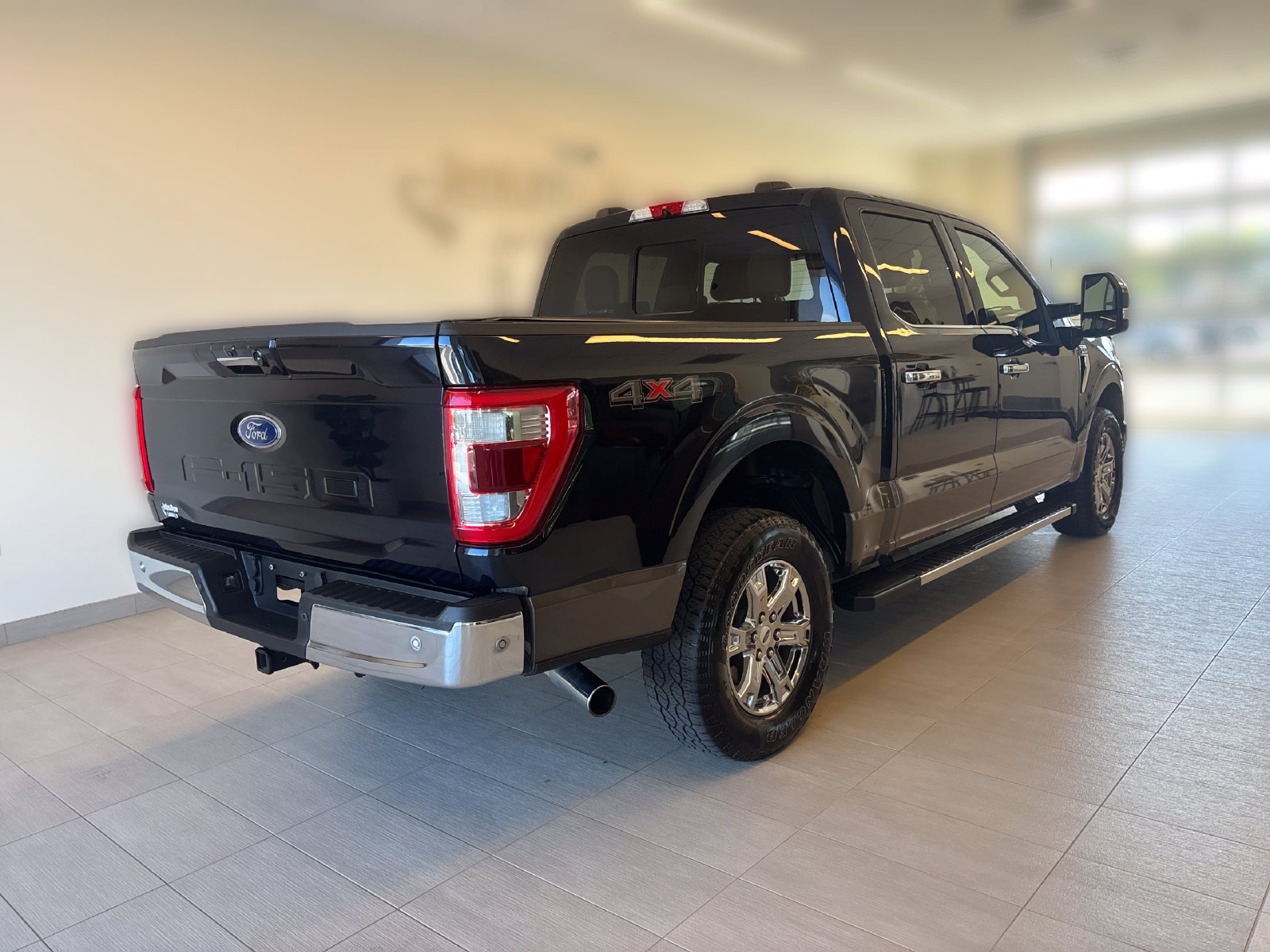 Certified 2021 Ford F150 Lariat w/ Equipment Group 502A High AWD/4WD image 2