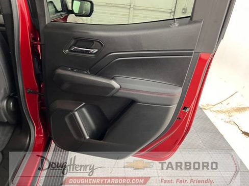 Used 2024 Chevrolet Colorado Z71 w/ Z71 Convenience Package 2 AWD/4WD image 35