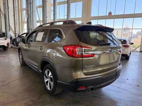 Certified 2025 Subaru Ascent Premium AWD/4WD image 5