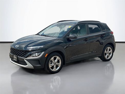 Certified 2023 Hyundai Kona SEL w/ Convenience Package AWD/4WD image 4