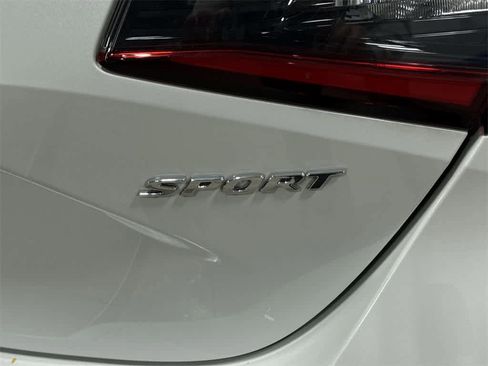 Used 2022 Honda Civic Sport image 25