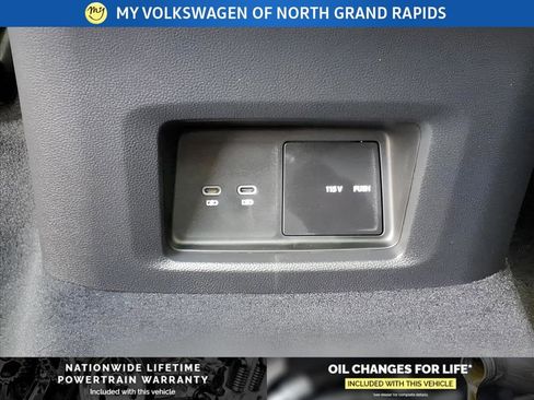 New 2026 Volkswagen Atlas Cross Sport SEL R-Line image 14