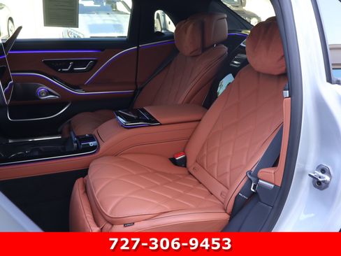 Certified 2024 Mercedes-Benz Maybach S 580 4MATIC image 18