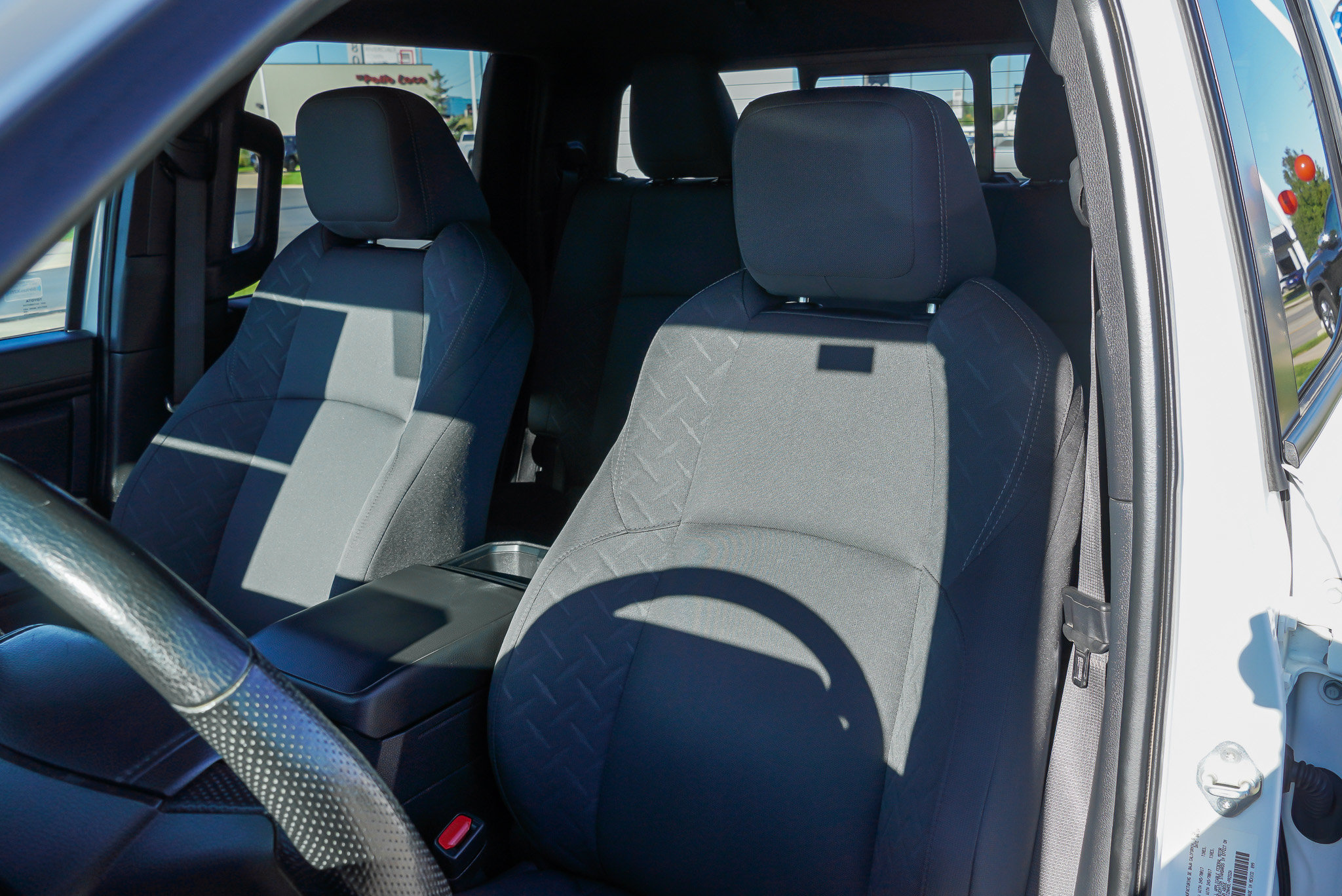 Certified 2024 Toyota Tacoma SR5 AWD/4WD image 16