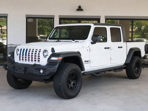 Used 2021 Jeep Gladiator Sport w/ Trailer Tow Package AWD/4WD image 1