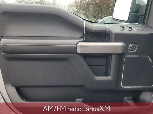 Used 2018 Ford F150 Platinum w/ Equipment Group 701A Luxury image 12