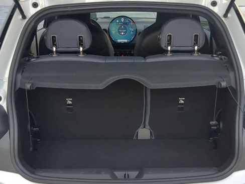 Used 2025 MINI Cooper 2-Door Hardtop image 36