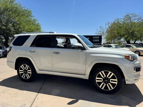 Used 2017 Toyota 4Runner Limited AWD/4WD image 5
