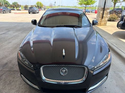 Used 2012 Jaguar XF Portfolio RWD image 21