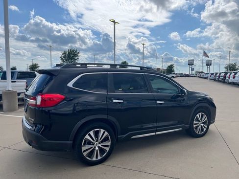 Used 2020 Subaru Ascent Touring w/ Popular Package #3 AWD/4WD image 5