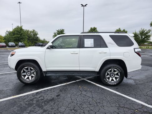 Used 2022 Toyota 4Runner TRD Off-Road image 7