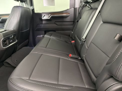 Used 2024 GMC Sierra 1500 Denali AWD/4WD image 20