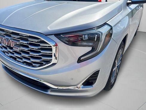 Used 2018 GMC Terrain Denali w/ Advanced Safety Package FWD image 31