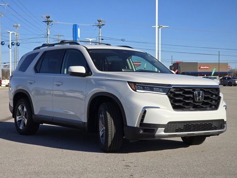 New 2025 Honda Pilot EX-L image 14