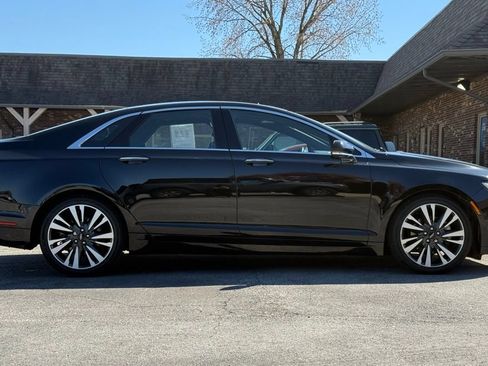 Used 2017 Lincoln MKZ Reserve w/ Climate Package FWD image 6