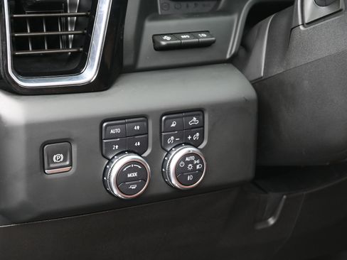 Used 2024 GMC Sierra 2500 Denali Ultimate image 22