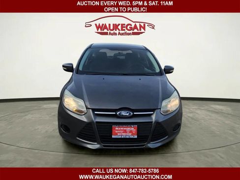 Used 2013 Ford Focus SE image 2