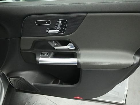 Used 2022 Mercedes-Benz GLA 35 AMG 4MATIC image 30