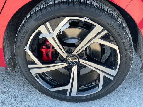 Used 2025 Volkswagen GTI SE image 28