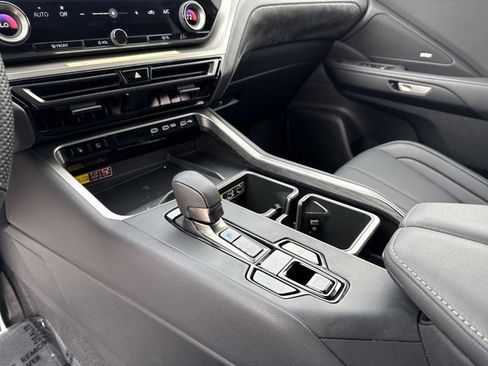 Certified 2026 Lexus TX 500h AWD w/ Technology Package image 18