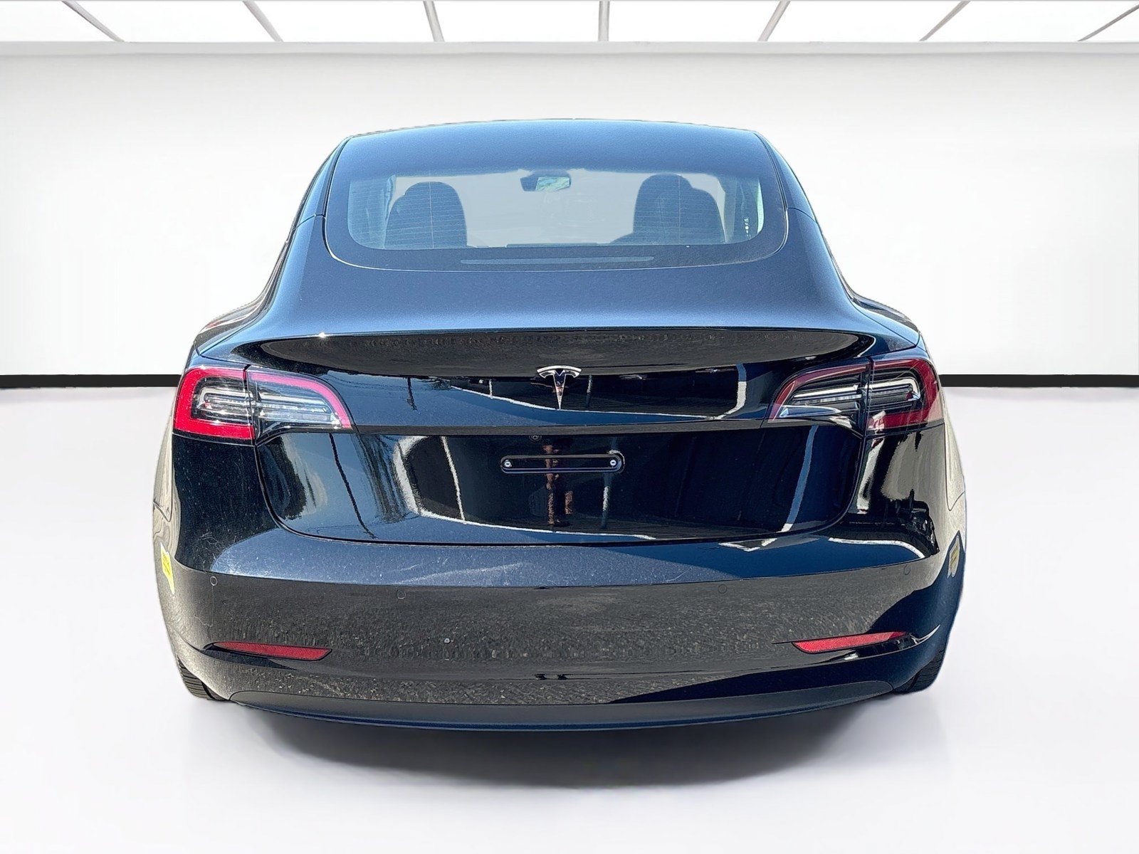 Used 2022 Tesla Model 3 RWD image 5