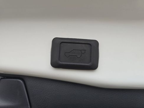 Used 2024 Toyota RAV4 XLE w/ Convenience Package image 19