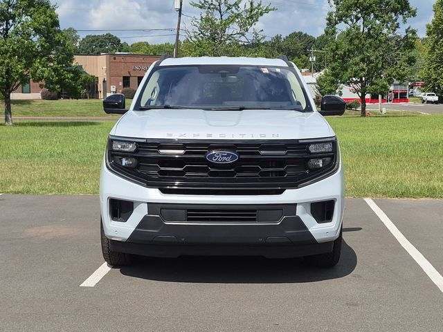 Used 2025 Ford Expedition Max Active RWD image 16