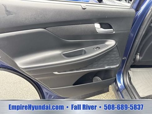 Used 2022 Hyundai Santa Fe SEL w/ Convenience + Premium Package AWD/4WD image 17