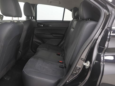 Used 2023 Mitsubishi Eclipse Cross SE image 14