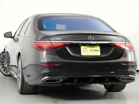 Used 2021 Mercedes-Benz S 580 4MATIC Sedan image 6