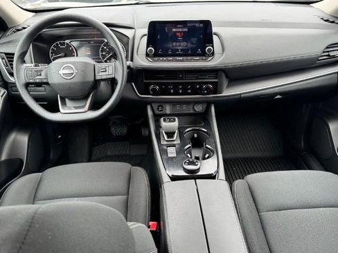 Certified 2025 Nissan Rogue S AWD/4WD image 11