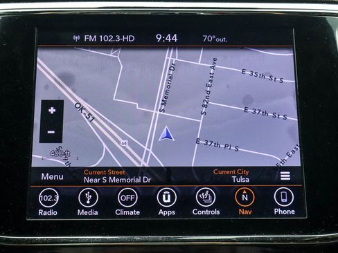 Used 2019 Jeep Grand Cherokee Overland AWD/4WD image 25