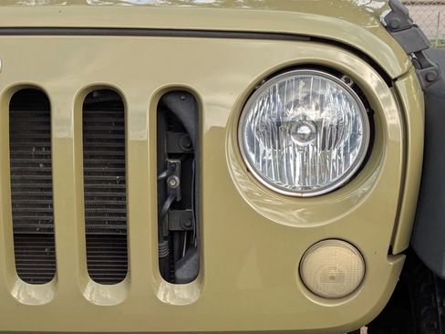 Used 2013 Jeep Wrangler Sport image 4