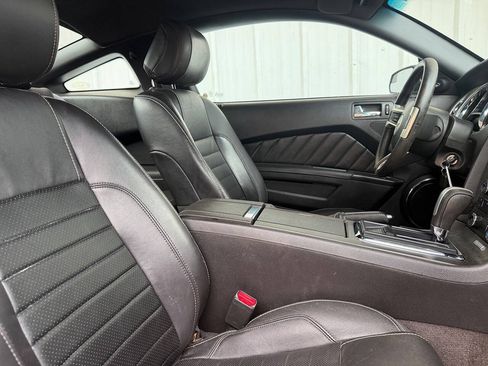 Used 2014 Ford Mustang Premium w/ Equipment Group 202A RWD image 17