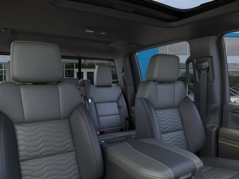 New 2026 Chevrolet Silverado 2500 ZR2 AWD/4WD image 24