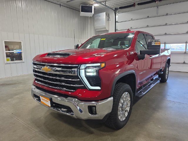 Used 2025 Chevrolet Silverado 3500 LTZ w/ LTZ Premium Package AWD/4WD image 4