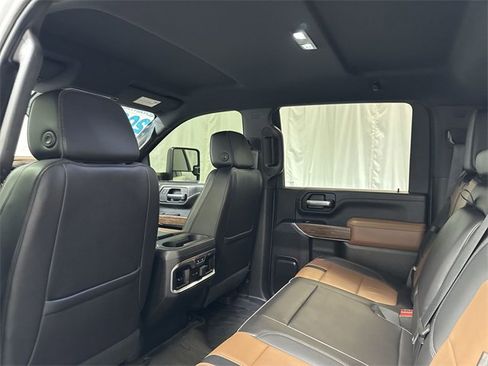Used 2021 Chevrolet Silverado 3500 High Country w/ Z71 Off-Road Package image 13