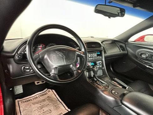 Used 2004 Chevrolet Corvette Coupe RWD image 13