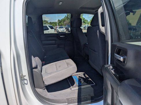 Used 2020 Chevrolet Silverado 2500 LT w/ Z71 Off-Road Package AWD/4WD image 12