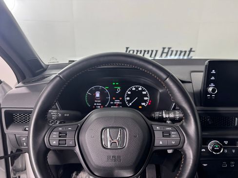 Used 2025 Honda CR-V Sport-L image 29