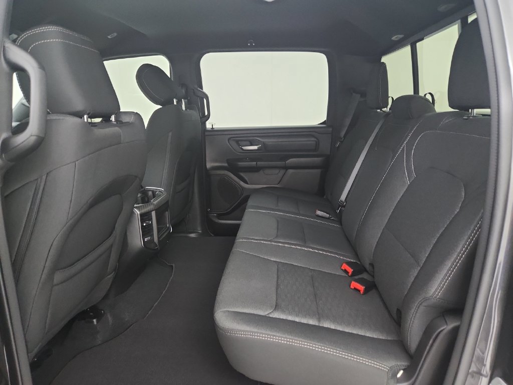 New 2027 RAM 1500 Express AWD/4WD image 30