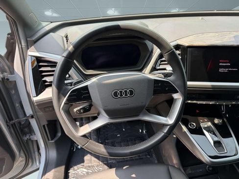 Used 2023 Audi Q4 e-tron Premium Plus w/ Premium Plus AWD/4WD image 27
