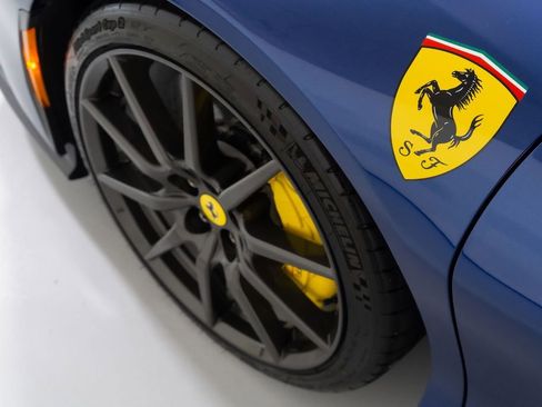 Used 2022 Ferrari SF90 Spider image 48