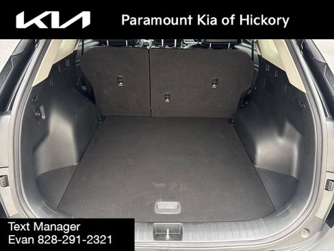 Used 2023 Kia Sportage EX image 11