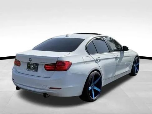 Used 2013 BMW 335i Sedan RWD image 6