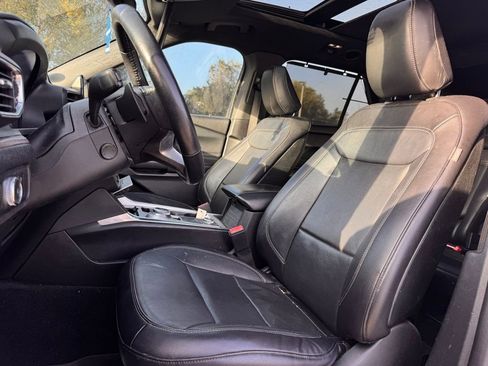 Used 2020 Ford Explorer Limited w/ Class III Trailer Tow Package image 10