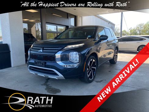 Used 2024 Mitsubishi Outlander SE image 4