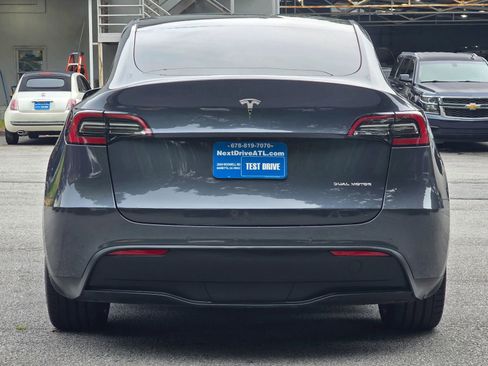 Used 2022 Tesla Model Y Long Range AWD/4WD image 6