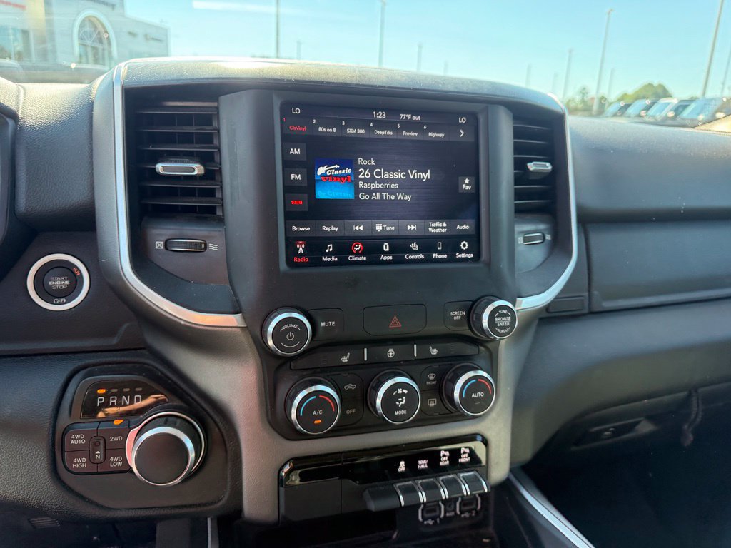 Used 2020 RAM 1500 Big Horn AWD/4WD image 11